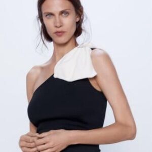 Zara fancy bow black and white top